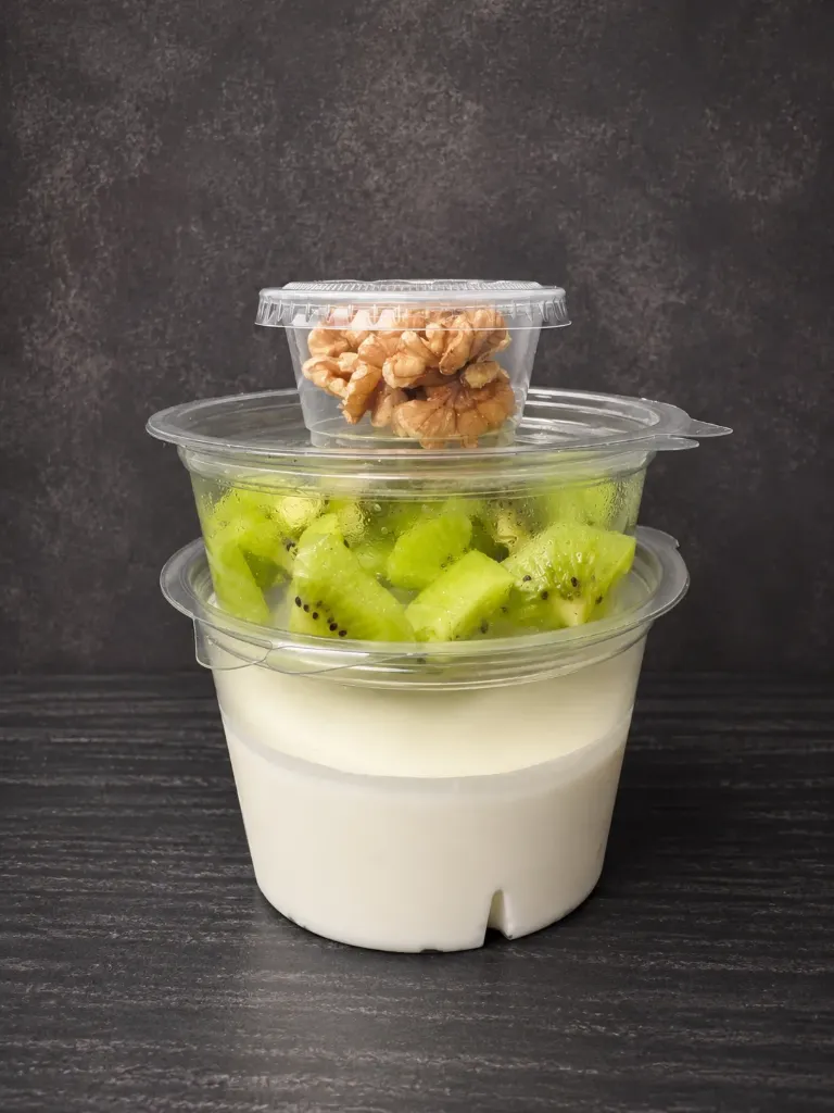Snack 3 Queso Batido + Bolero (panacota) + Nueces + Kiwi